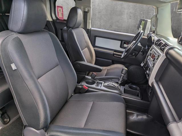 $185000 : TOYOTA FJ CRUISER 2012 image 2