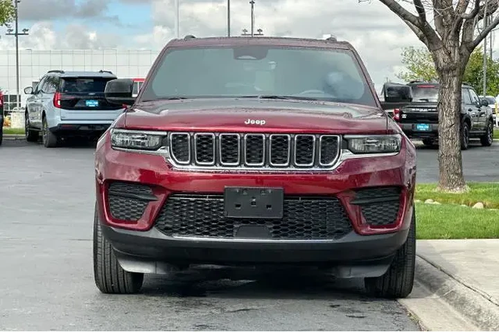 $32995 : Jeep Grand Cherokee 2025 4x4 image 10