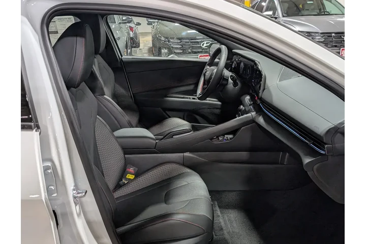 $26788 : Hyundai ELANTRA 2025 N Line image 10