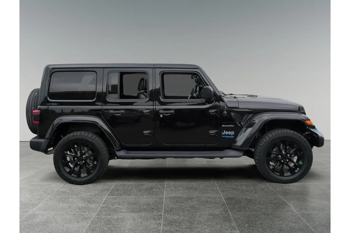$28250 : Jeep Wrangler Unlimited 2022 image 6
