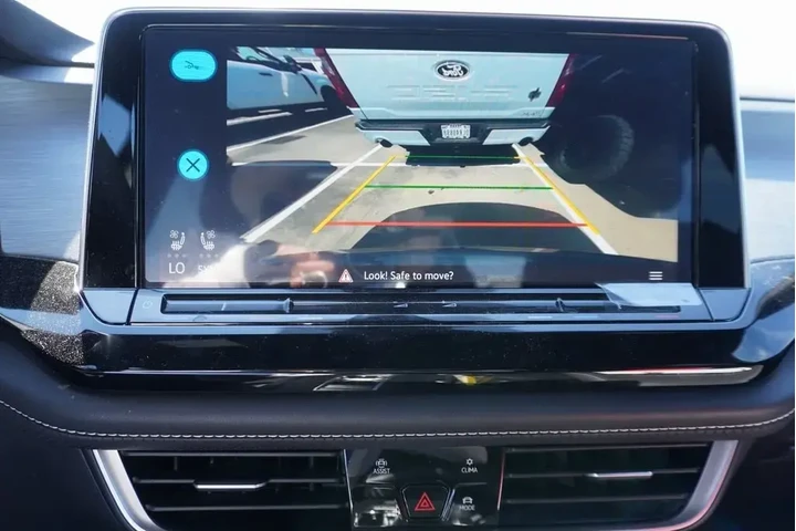 $29488 : Volkswagen Atlas Cross Sport image 9