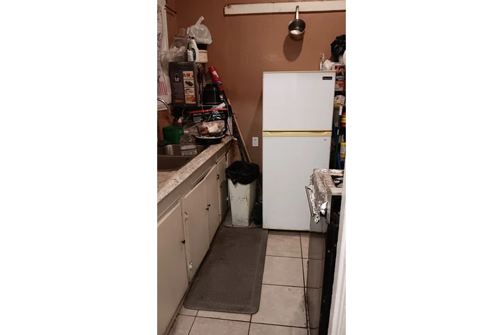 $850 : Espacio sala image 8