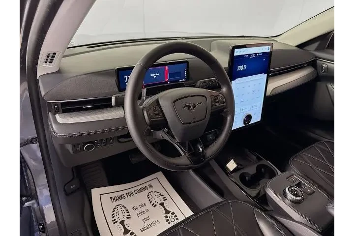 $28250 : Ford Mustang Mach-E 2023 Sel image 9