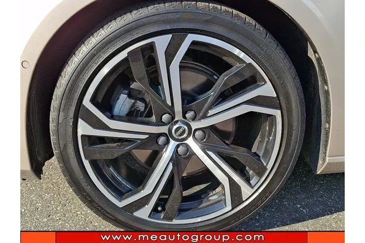 $21610 : Volvo S60 2024 B5 Plus Dark image 9