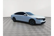 $27500 : Honda Accord 2024 EX 4dr Sed thumbnail