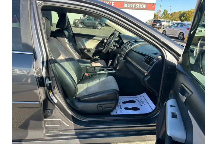 $6980 : 2012 Camry 4dr Sdn V6 Auto SE image 9