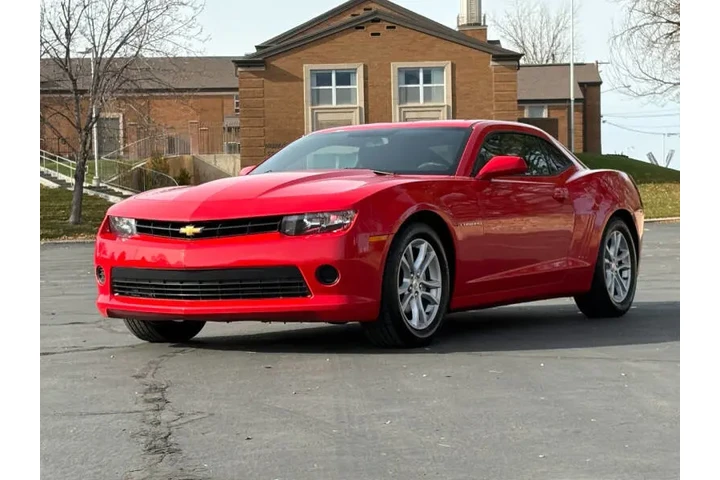 $11900 : 2015 Camaro LS image 3