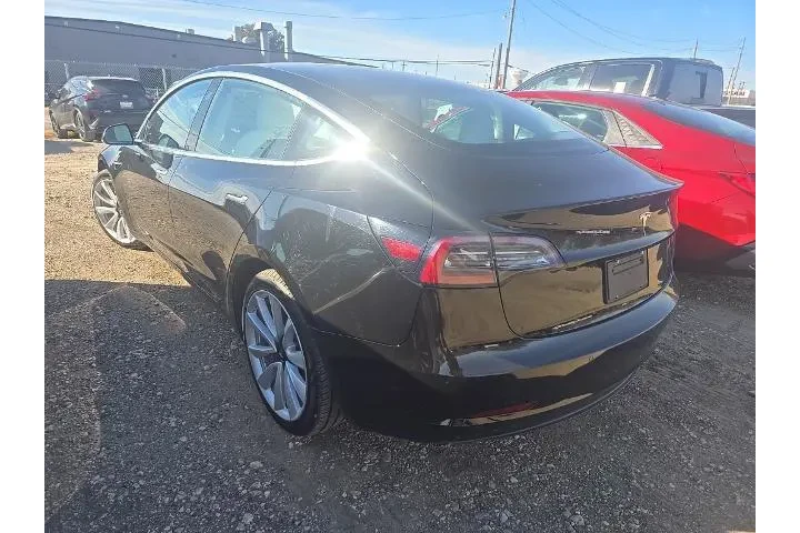 $20465 : Tesla Model 3 2019 Long Rang image 2