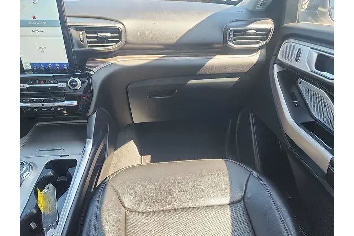 $36999 : Ford Explorer 2023 AWD Limit image 10