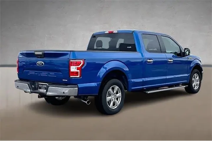 $17957 : Ford F-150 2018 4x2 XLT 4dr image 2