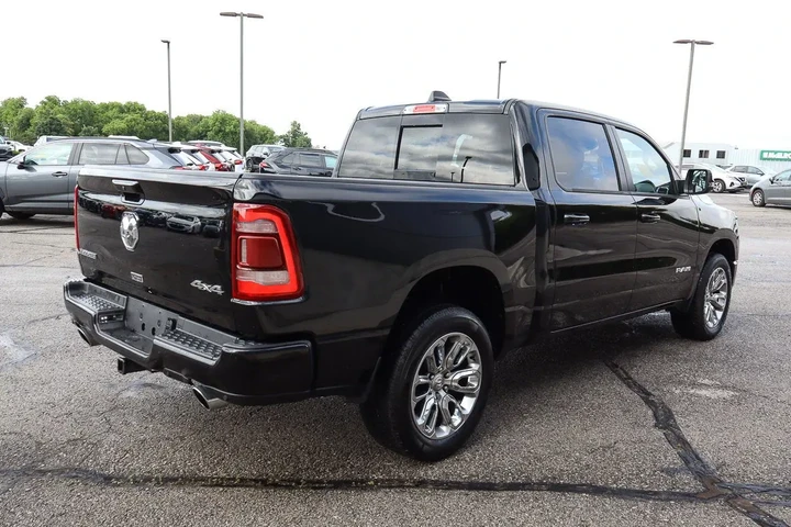 $45988 : 2023 1500 Laramie image 4