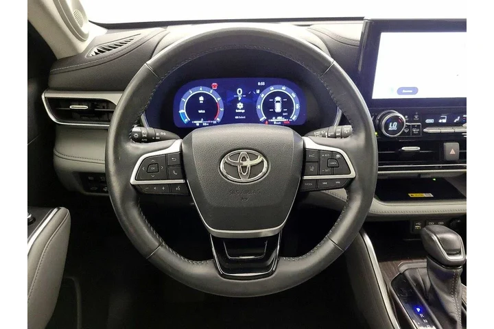 $39998 : Toyota Highlander 2023 Plati image 10