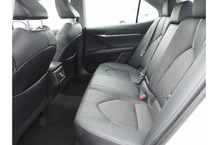 $27800 : Toyota Camry 2020 XSE 4dr Se image 7