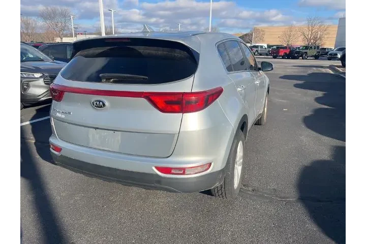 $8500 : Kia Sportage 2017 LX 4dr SUV image 6