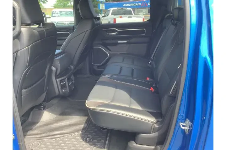 $39950 : Ram 1500 2024 4x2 Laramie 4d image 10