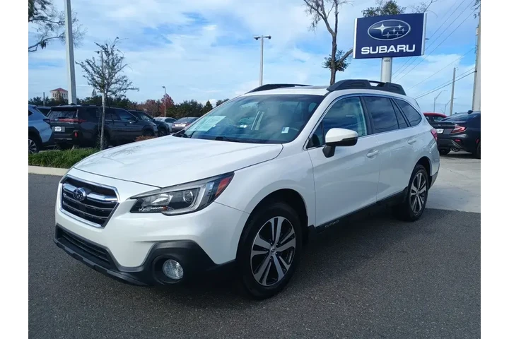 $15592 : Subaru Outback 2018 AWD 2.5i image 1