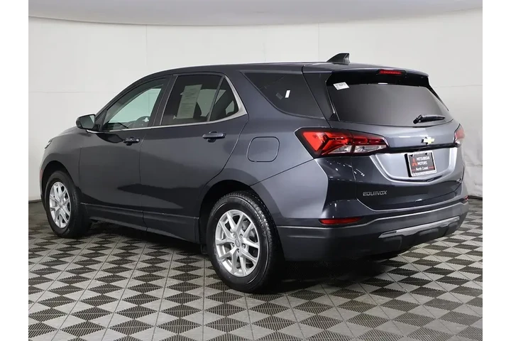 $18493 : Chevrolet Equinox 2023 4x4 L image 6