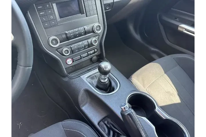 $17932 : Ford Mustang 2019 EcoBoost 2 image 9