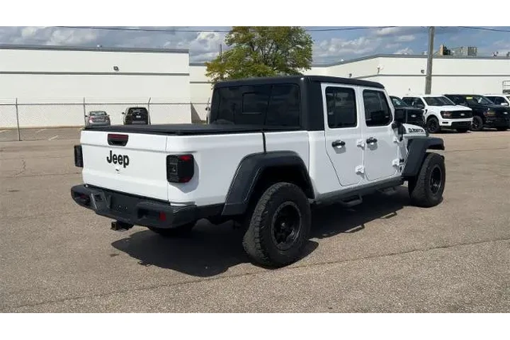 $25995 : Jeep Gladiator 2020 4x4 Spor image 8