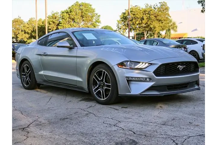 $19790 : Ford Mustang 2021 EcoBoost 2 image 2