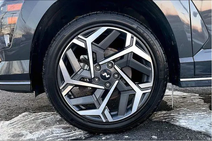 $23500 : Hyundai KONA 2024 AWD N Line image 10