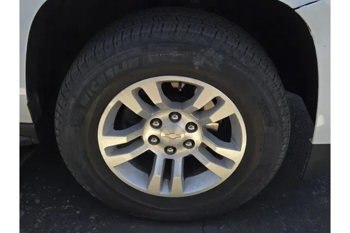 $36991 : Chevrolet Tahoe 2019 4x4 LT image 4