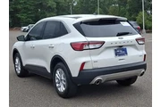 $20945 : Ford Escape 2022 AWD SE 4dr thumbnail