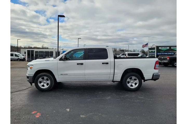 $35788 : Ram 1500 2023 4x4 Big Horn 4 image 7