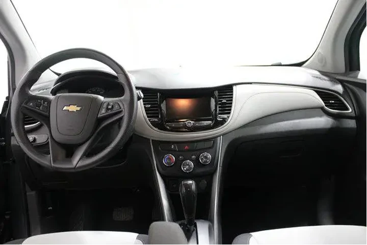 $11989 : Chevrolet Trax 2020 AWD LS 4 image 2