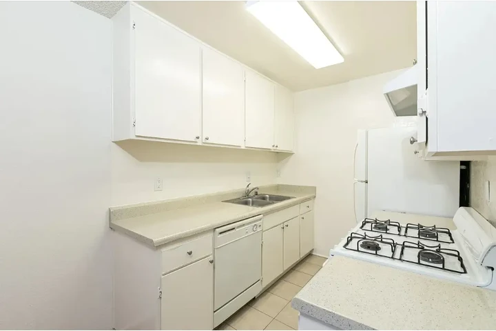 $1500 : Apartamentos disponible image 5