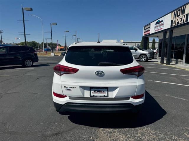 2017 Tucson image 6