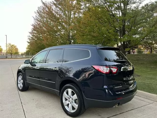 $16995 : 2017 Traverse Premier image 10