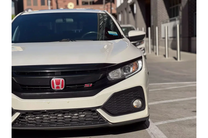 $15990 : 2018 HONDA CIVIC image 4