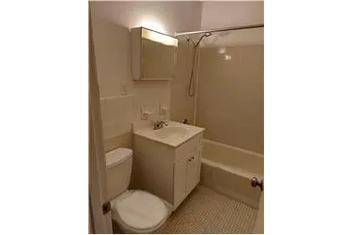 $2295 : Rental property with 2 bedro image 7