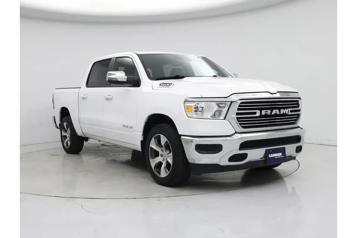 $31998 : Ram 1500 2024 4x2 Laramie 4d image 1