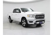 Ram 1500 2024 4x2 Laramie 4d en Fresno