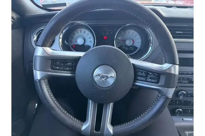 $20670 : Ford Mustang 2011 GT Premium image 6