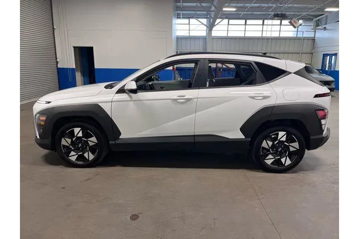 $20987 : Hyundai KONA 2024 SEL 4dr Cr image 6