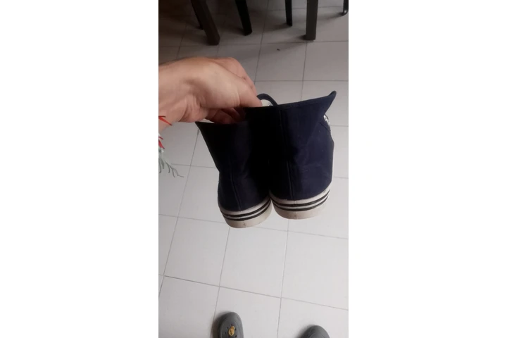 $40000 : Tenis Venus, talla 40 image 1