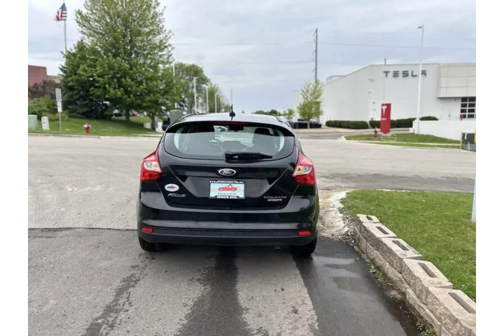 $4990 : 2012 Focus Titanium image 6