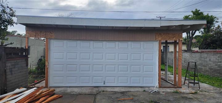 Pre owned garage door image 1