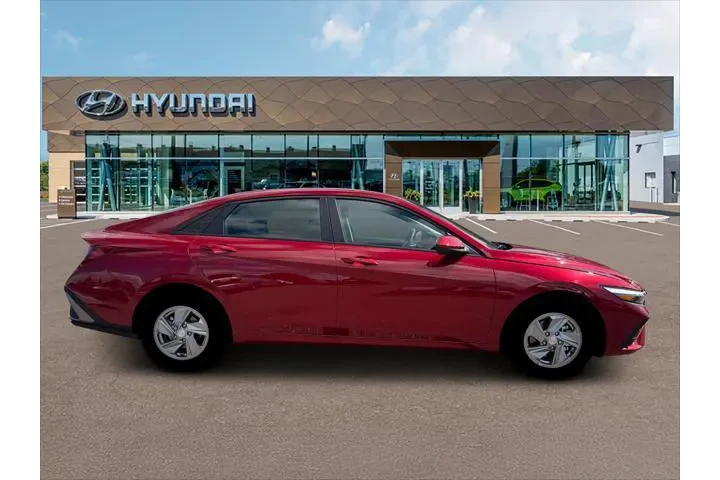 $23495 : Hyundai ELANTRA 2026 SE 4dr image 8