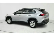 $26971 : Toyota RAV4 2021 AWD XLE 4dr thumbnail