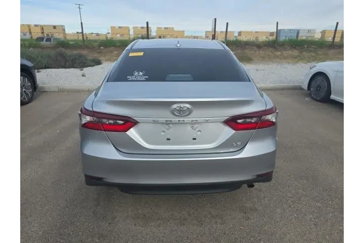 $22700 : Toyota Camry 2023 LE 4dr Sed image 5