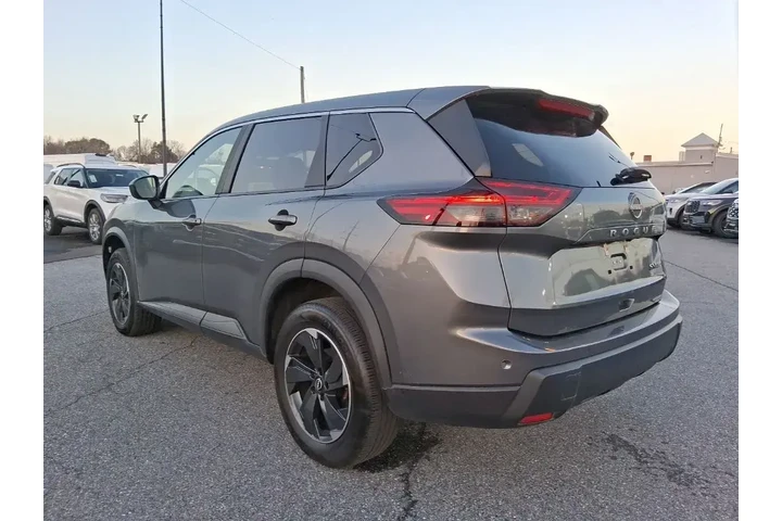 $25926 : Nissan Rogue 2024 AWD SV 4dr image 7