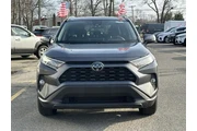 $17995 : Toyota RAV4 2021 AWD XLE 4dr thumbnail