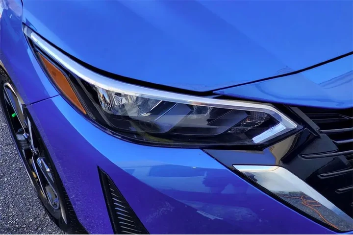 $22018 : Nissan Sentra 2025 SV 4dr Se image 2