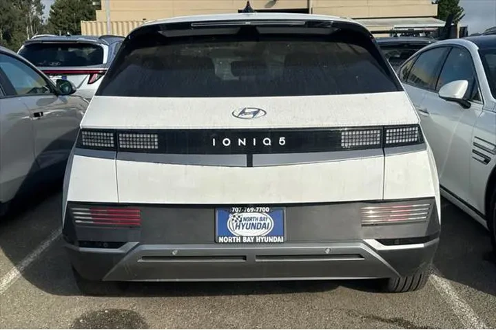 $25990 : Hyundai IONIQ 5 2024 SEL 4dr image 6