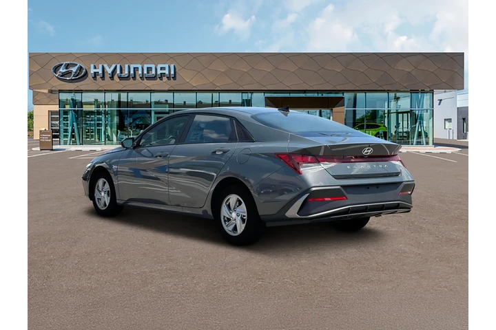 $18551 : Hyundai ELANTRA 2024 SE 4dr image 5