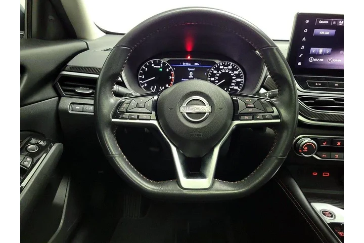 $23998 : Nissan Altima 2023 2.5 SR 4d image 10